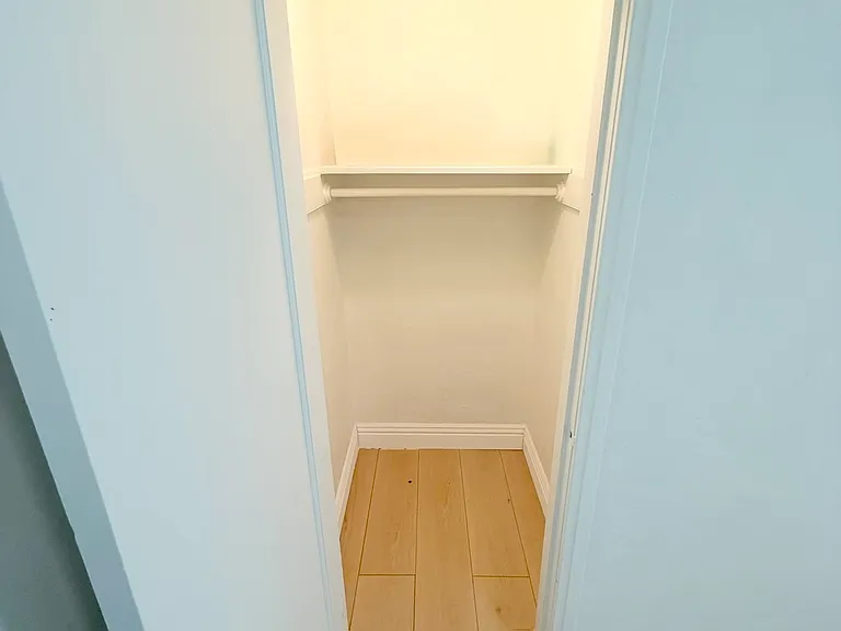 2555 Virginia St #103 — Photo 2