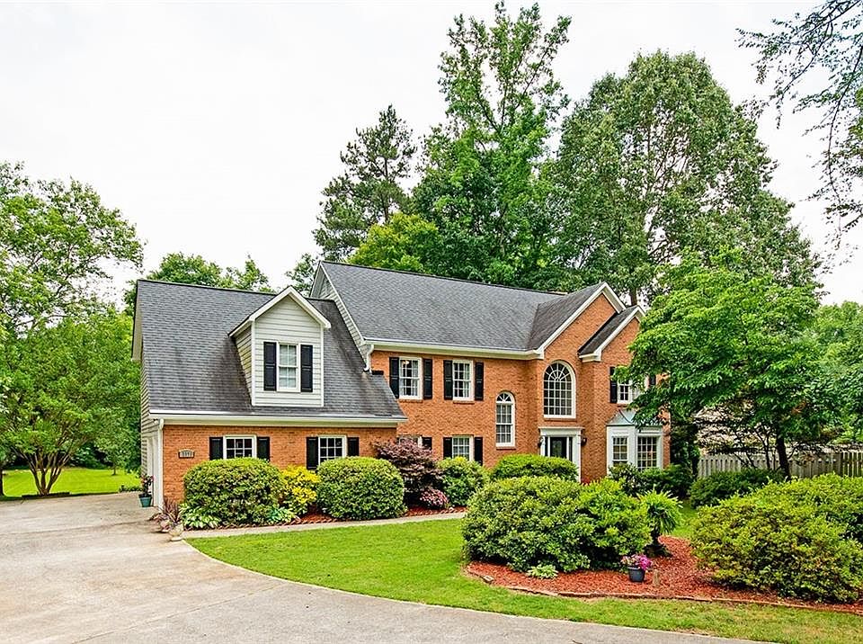 1st image of 2376 Westport Cir SW