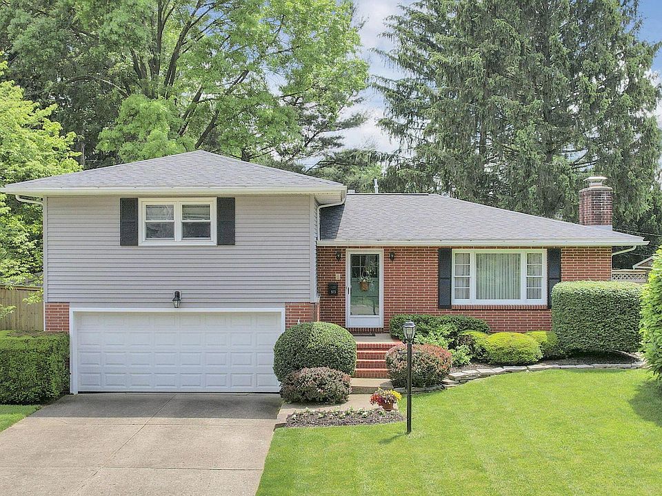 1st image of 973 Shaw Dr