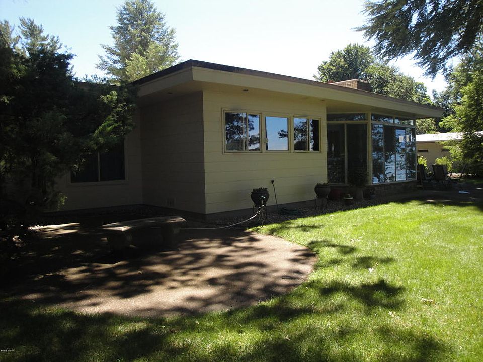 15649 Littlefield Ln, Spring Lake, MI 49456 Zillow