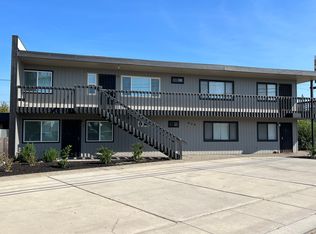 424 Frontage Rd, Ripon, CA 95366