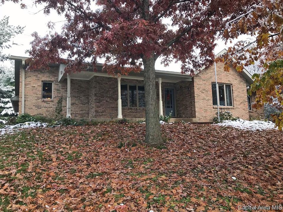 1st image of 3410 Parks Ln