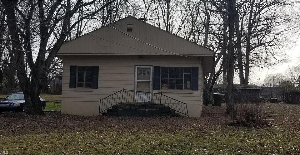 1st image of 3804 Peterson Ave