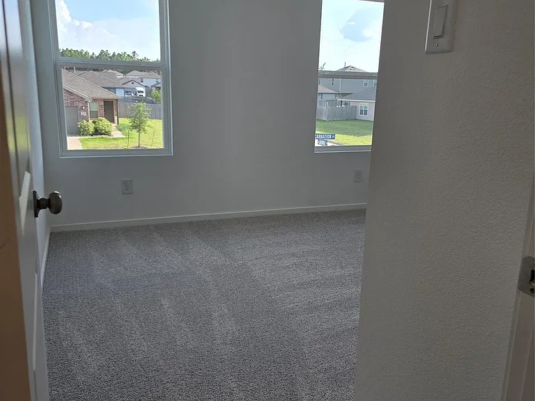 25446 Carnation Ct — Photo 18