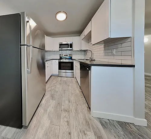 1302 E Vista Ave #2 Photo 1