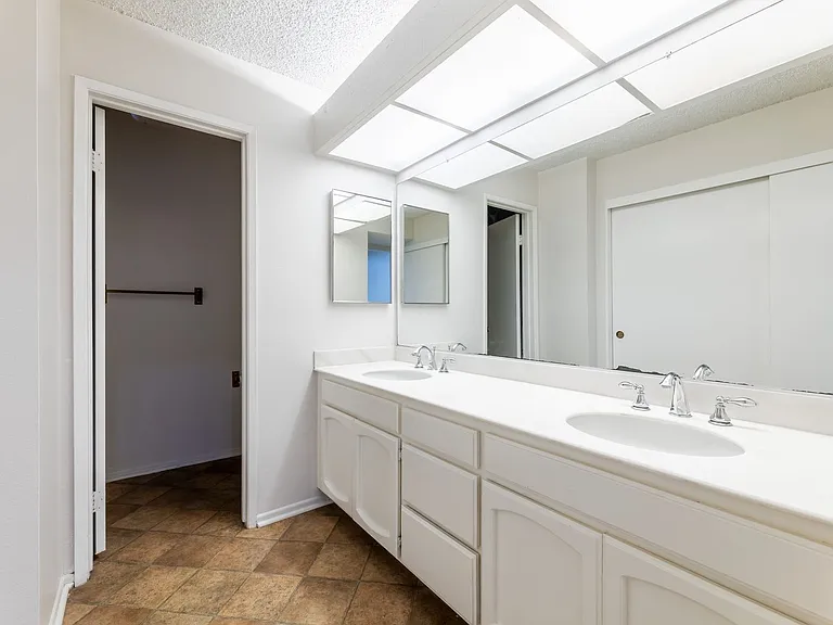 7800 Topanga Canyon Blvd #212 — Photo 14
