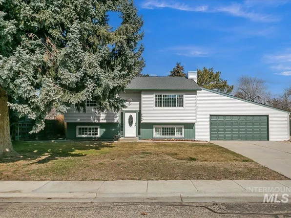 8066 W Hummel Dr, Boise, ID 83709