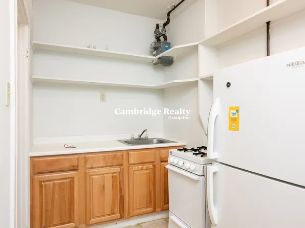 49 Worthington St, Roxbury Crossing, MA