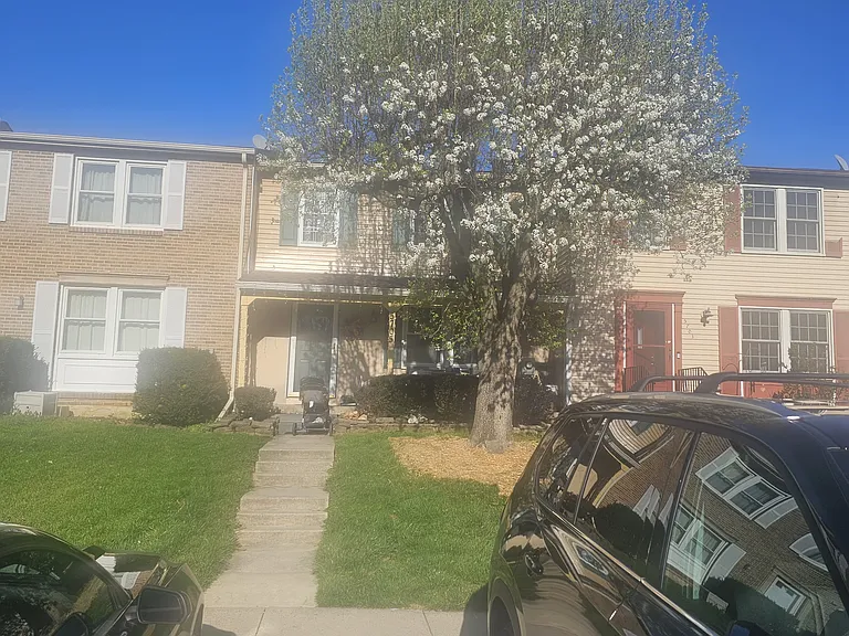 5705 Charstone Ct — Photo 4