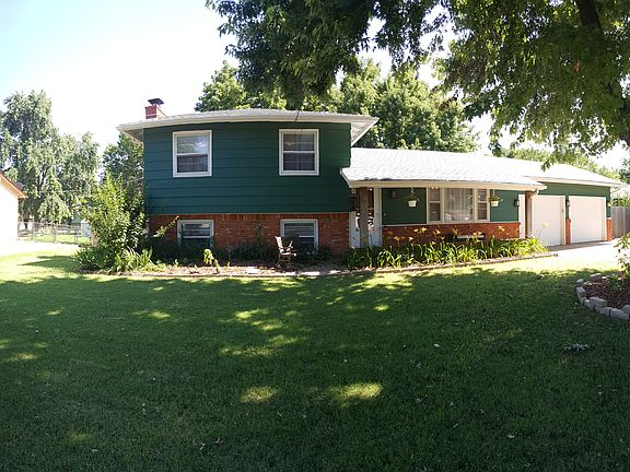 Panoramic of the front 