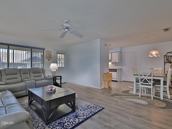 5th image of 45 Bogey Cir