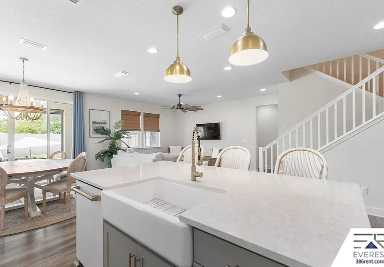 66 Los Lagos Blvd — Photo 10