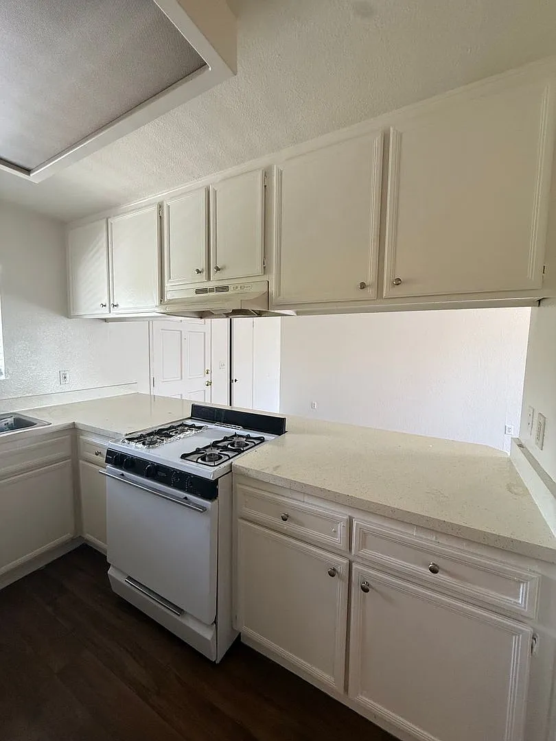 Very Nice 2 bedroom / 1bath Condo in Imperial Beach — Photo 1