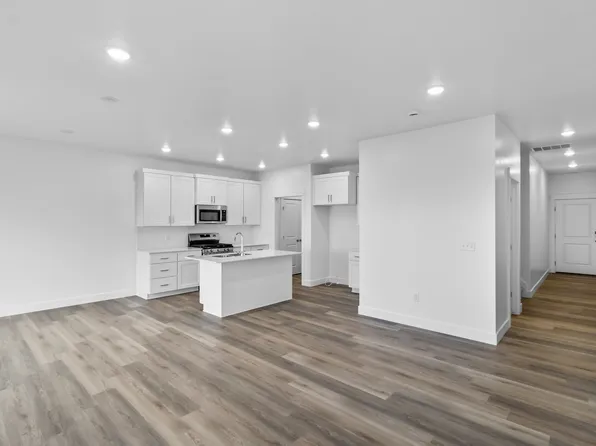 160 W 1100 N 463 #Aj, Brigham City, UT 84302