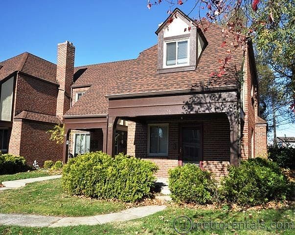 1st image of 28 Orchard Ln