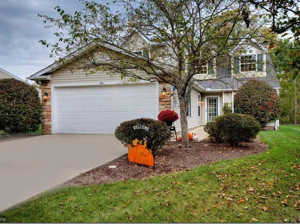 962 Chesterton Ct, Aurora, OH 44202