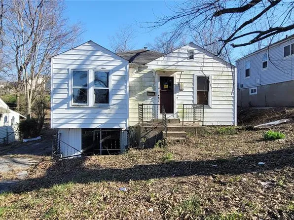 8834 Tyrell Dr, Saint Louis, MO 63136