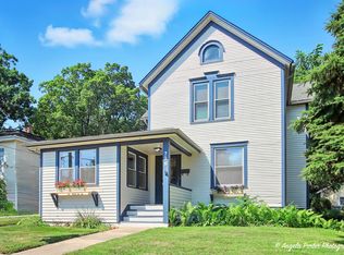 726 North Ave, Waukegan, IL 60085