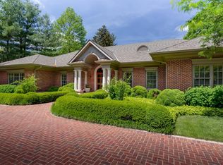 1548 Lakewood Dr, Lexington, KY