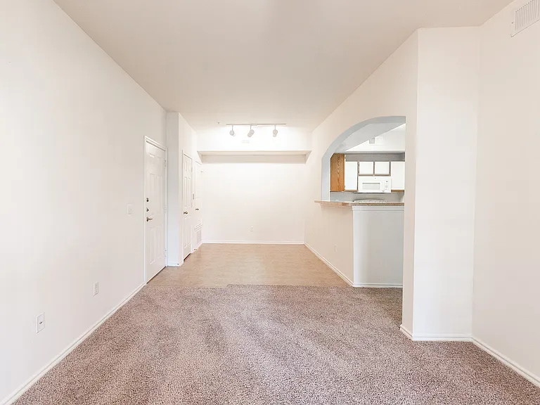Town Square Apartments — Photo 13