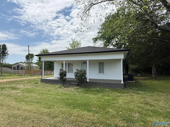 23391 Mooresville Rd, Athens, AL 35613