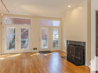 929 N Racine Ave #2B, Chicago, IL 60642