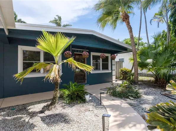 (undisclosed Address), NAPLES, FL 34103