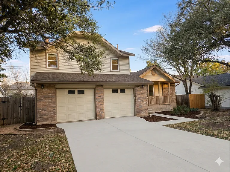 Beautiful 2 story house