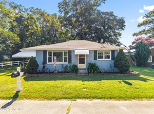 202 Academy St, Gatesville, NC 27938