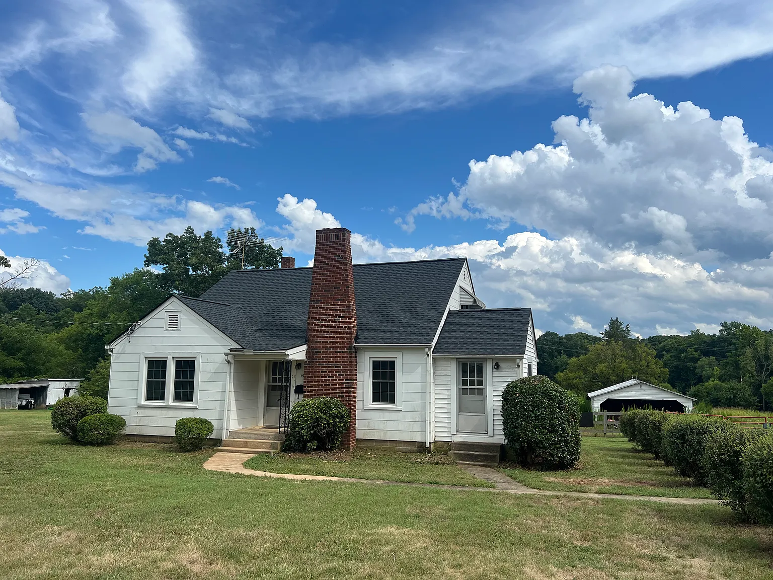 6700 Idols Rd — Photo 1