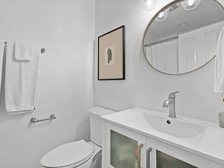 25 Nidzyn Ave — Photo 4