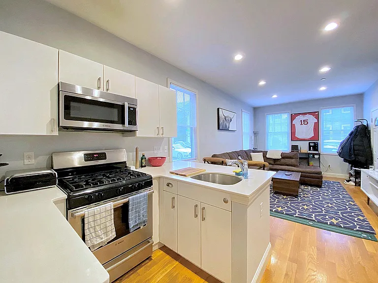 77 F St #1 — Photo 1