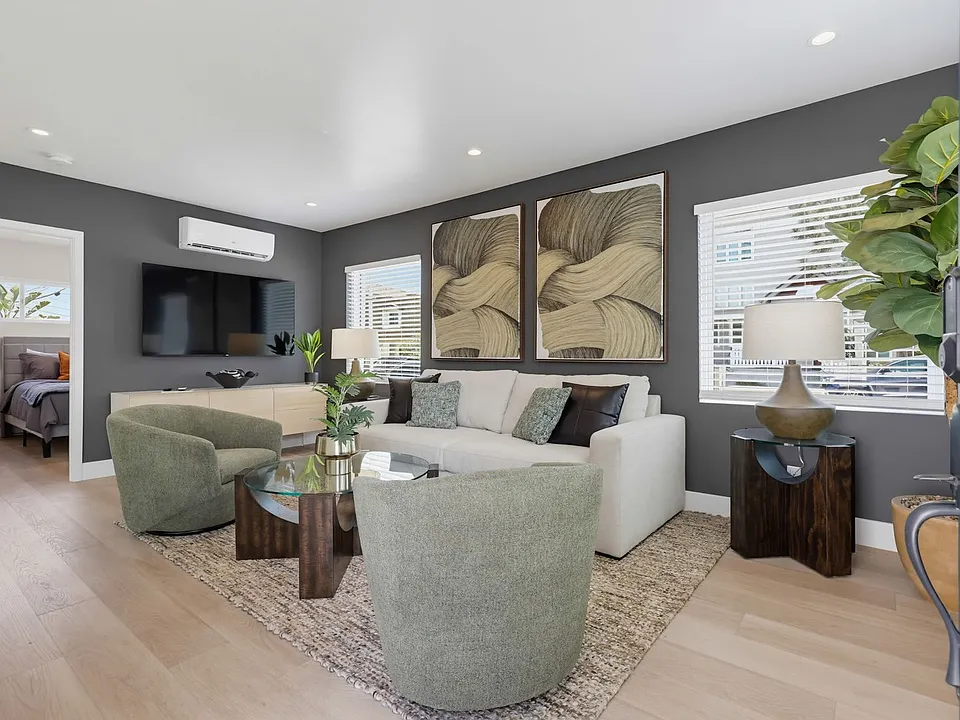422-424 426 Arbor Dr