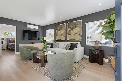 Floor plan 426-Front House