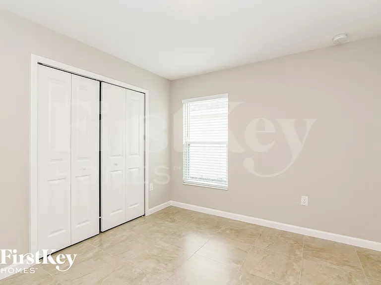449 Earhart Dr — Photo 11