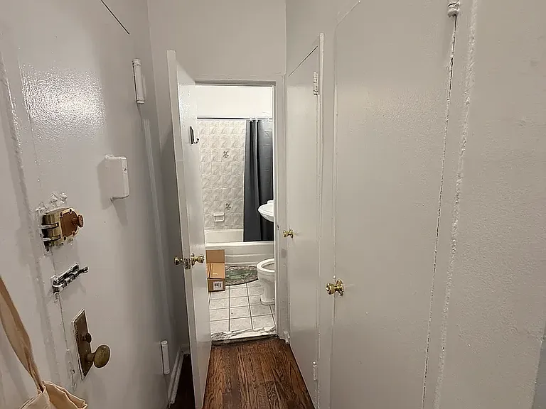 420 E 82nd St #1J — Photo 5