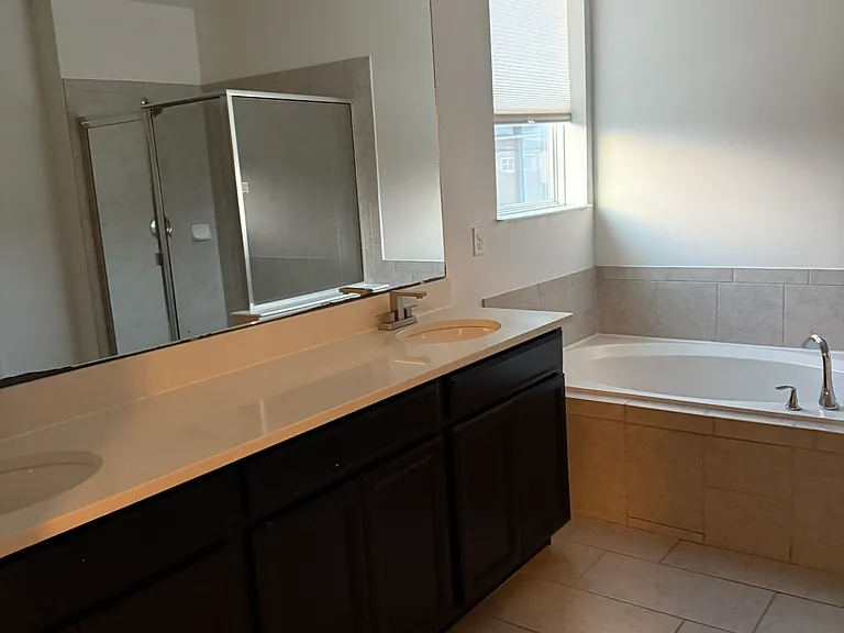 3117 Somerset Park Dr — Photo 13