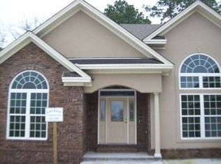 103 Meadowlands Dr, Rincon, GA 31326