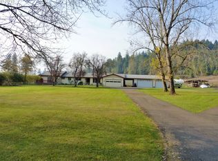 340 Valley Rd, Roseburg, OR 97471