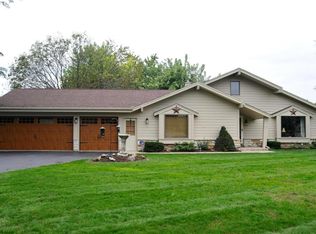 W259N7049 Victoria Cir, Lisbon, WI 53089