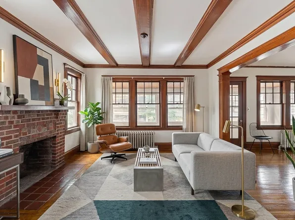 29-31 Chatham St #2, Cambridge, MA 02139