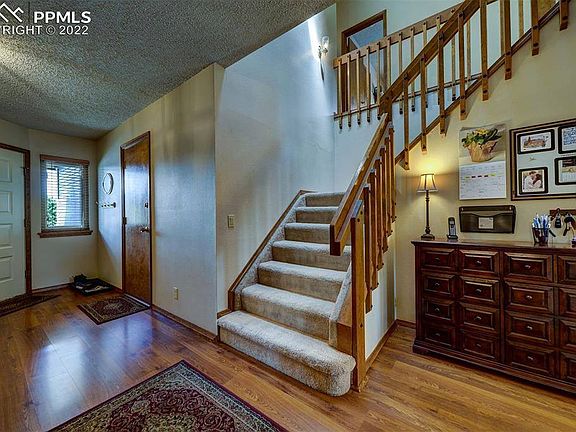 3rd image of 8735 Hillsport Way