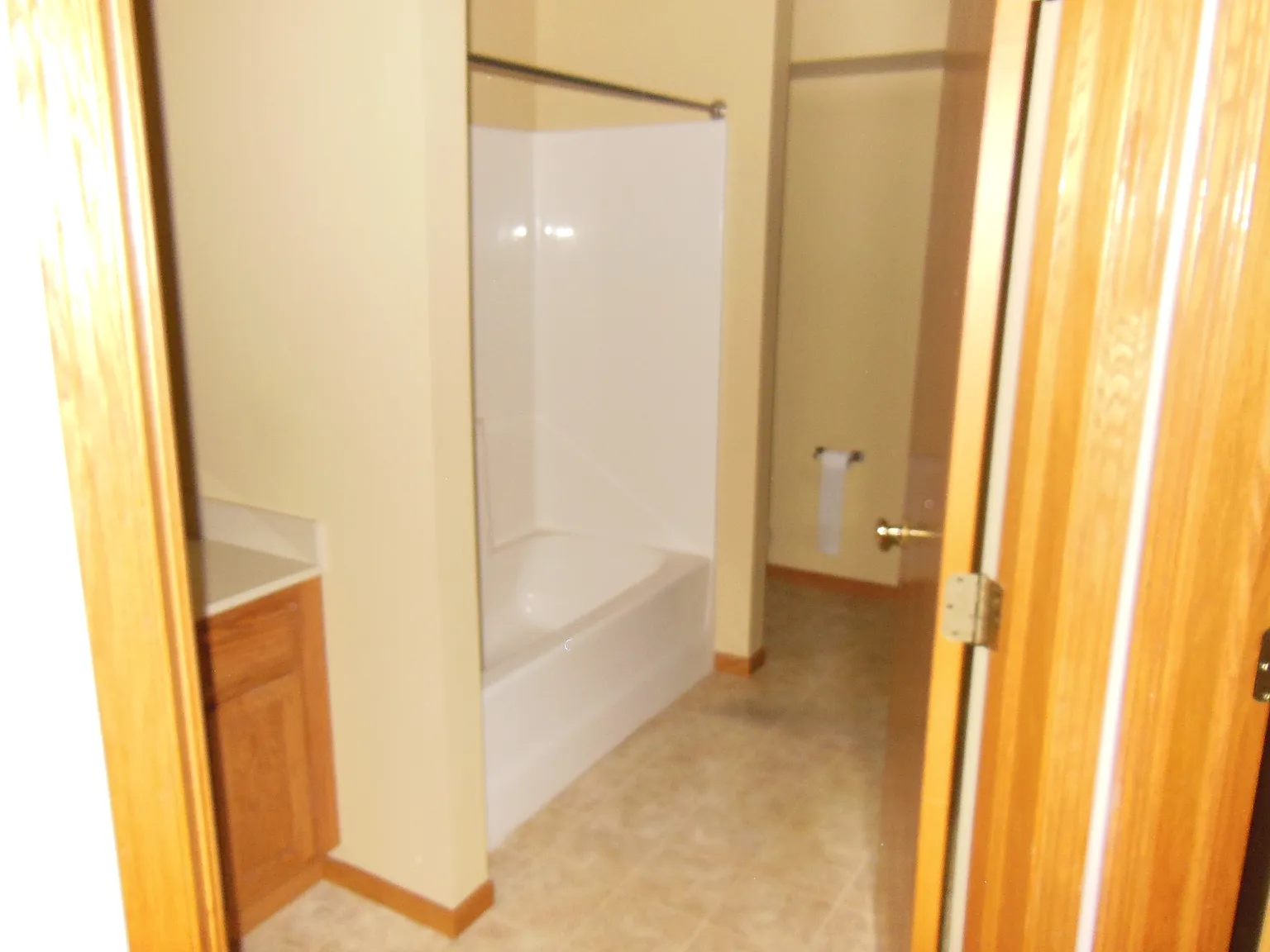 2 bed, 980 sqft, $1,350 — Photo 3