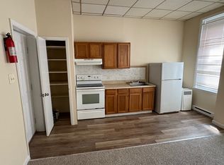 534 Chestnut St #1B, Pottstown, PA 19464