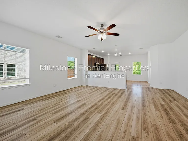 1714 Citrus Dr — Photo 4