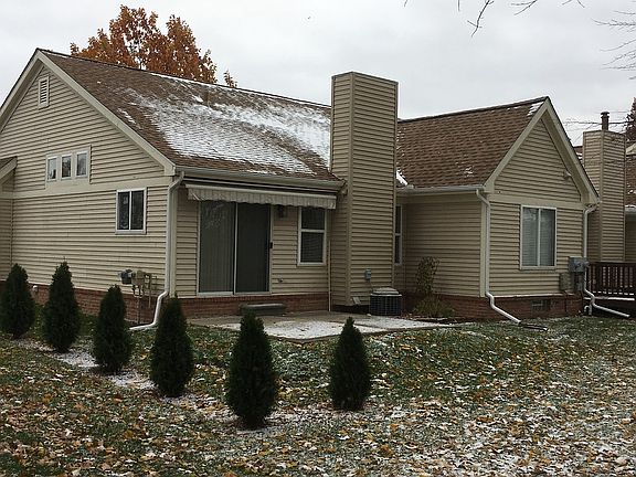 3rd image of 6403 Sheppard Dr