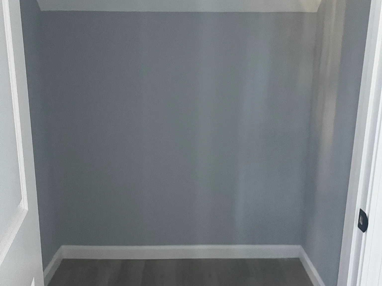 2 bed, 900 sqft, $2,400 — Photo 4