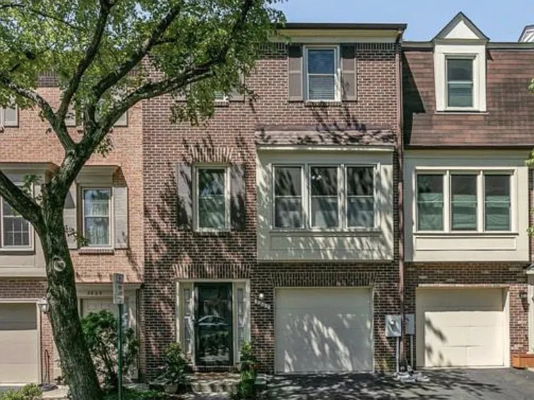 3807 Usher Ct — Photo 2
