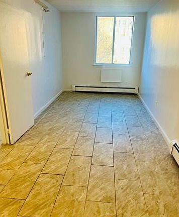3rd image of 35 22nd Ave #4F