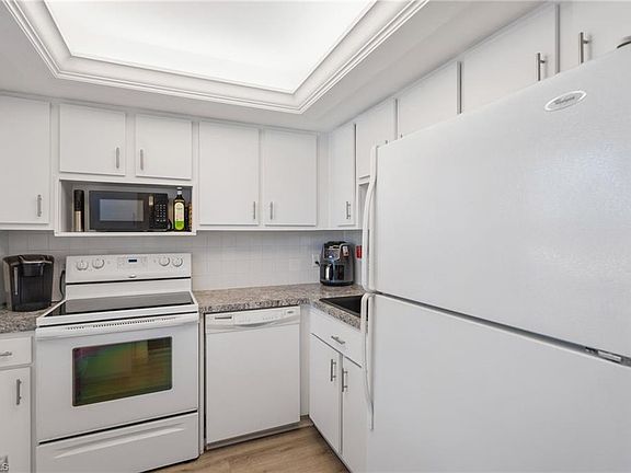 2nd image of 1624 Pine Valley DR #208